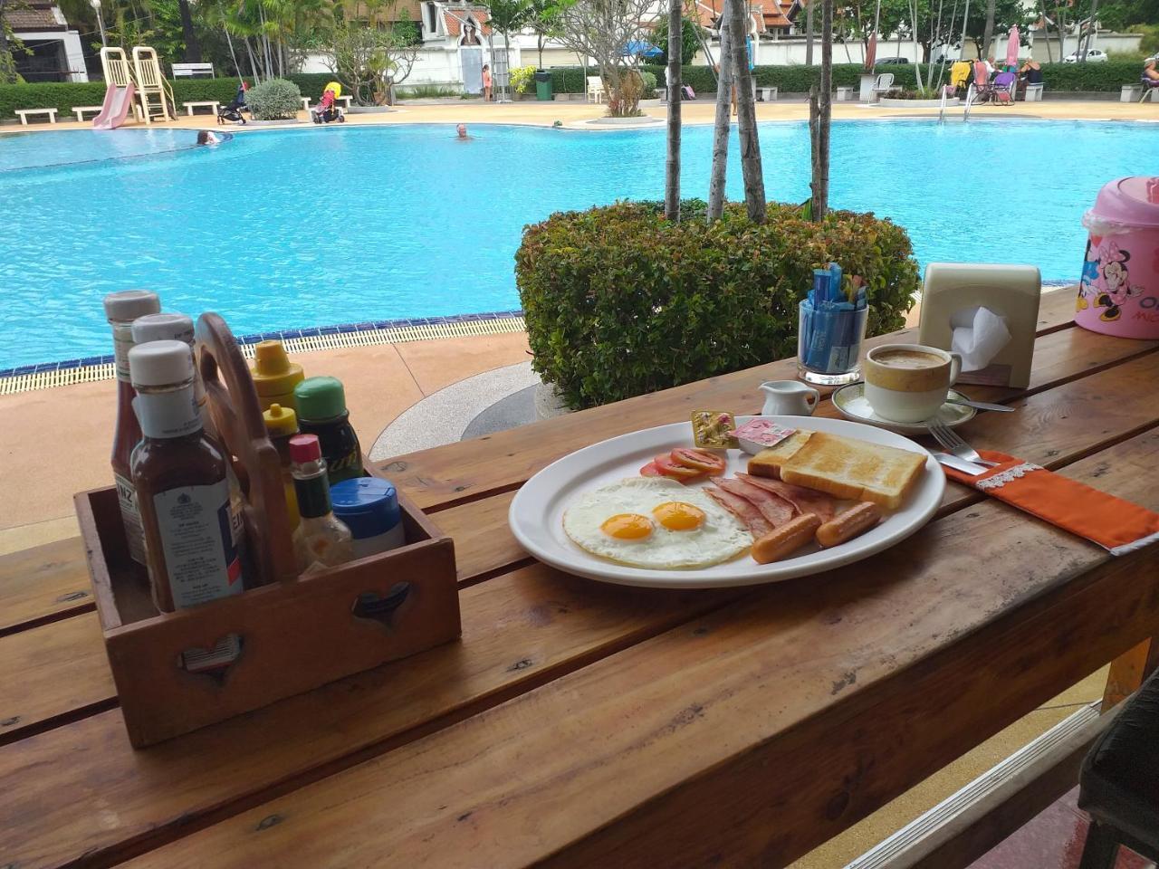 B&B View Talay 1 Jomtien パッタヤー エクステリア 写真